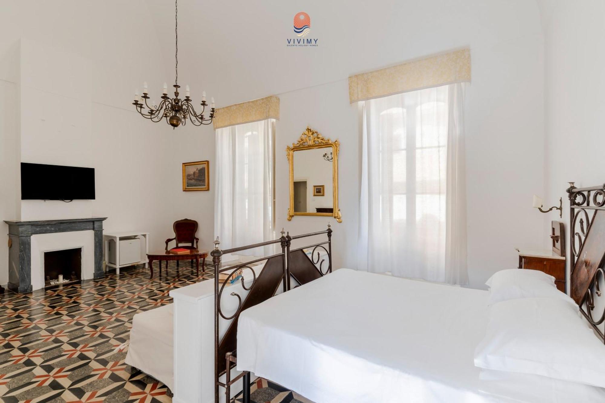 Palazzo Grassi By Vivimy Otel Gallipoli Oda fotoğraf